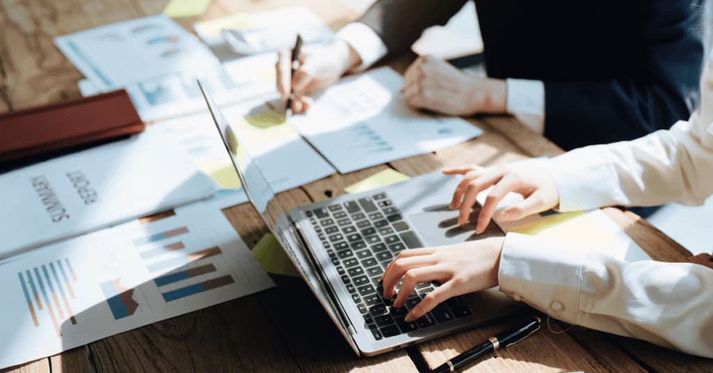 Risk Mitigation Through Strategic Software Consulting